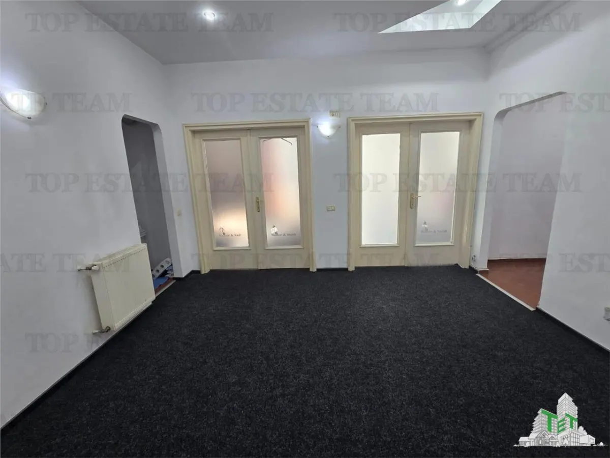 Apartament central 110 mp | Ideal locuita sau birou | 4 camere |  et.2/7 - foto 11
