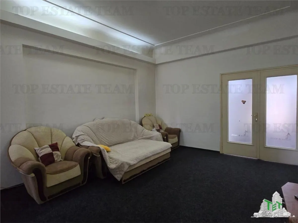 Apartament central 110 mp | Ideal locuita sau birou | 4 camere |  et.2/7 - foto 14