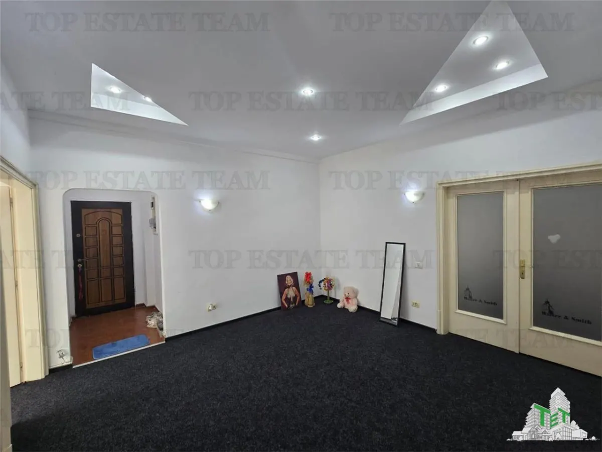 Apartament central 110 mp | Ideal locuita sau birou | 4 camere |  et.2/7 - foto 9