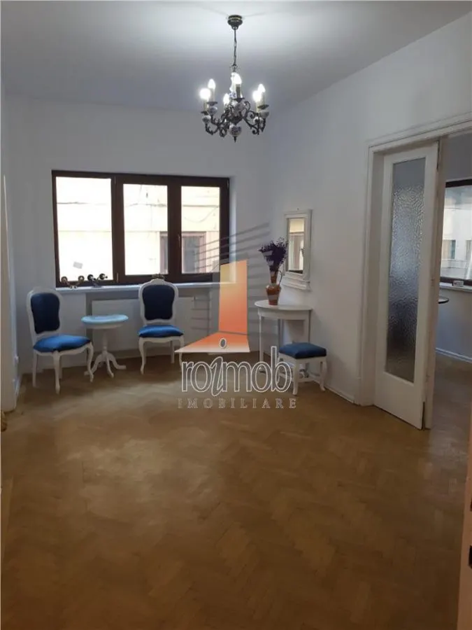 Armeneasca, apartament deosebit, 5 camere, renovat , zona cu acces facil. - foto 1