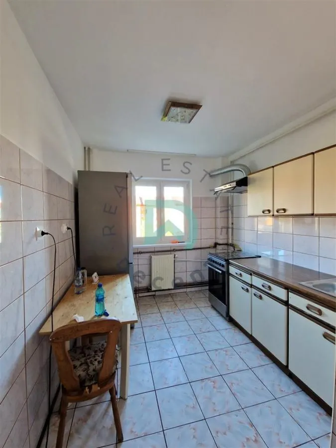 Apartament 3 camere, Racadau - foto 1