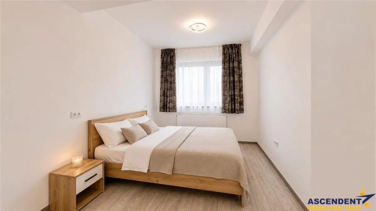 Decomandat, luminos, 74mp, terasa, boxa, parcare, Tractorul, Coresi, Brasov - foto 6