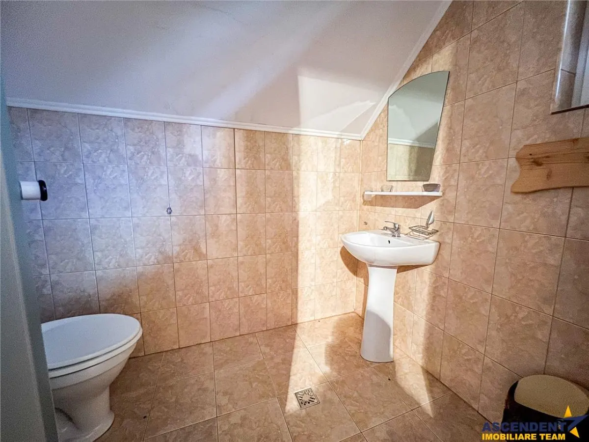 FILM! Vila pe 7 camere: servicii/ rezidential/ turism, in Covasna, Central - foto 23