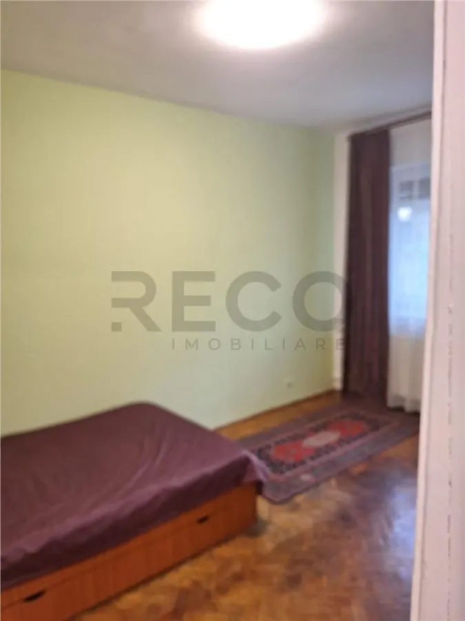 RECO Apartament in centru Oradea - foto 8