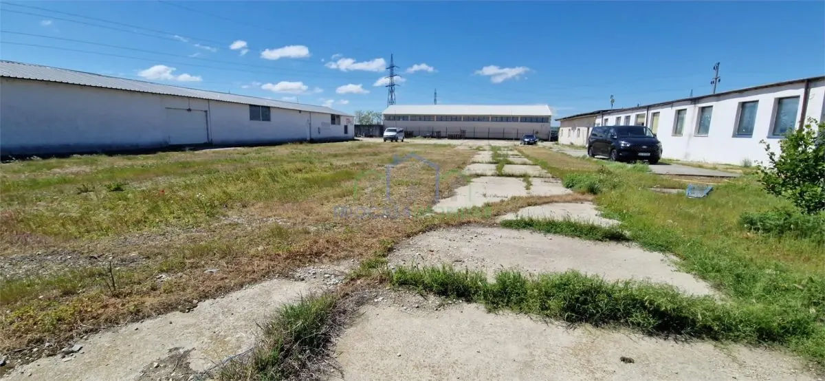 Doua hale in suprafata de 357  mp respectiv 475 mp si 5423 mp teren intravilan in Isalnita - foto 14
