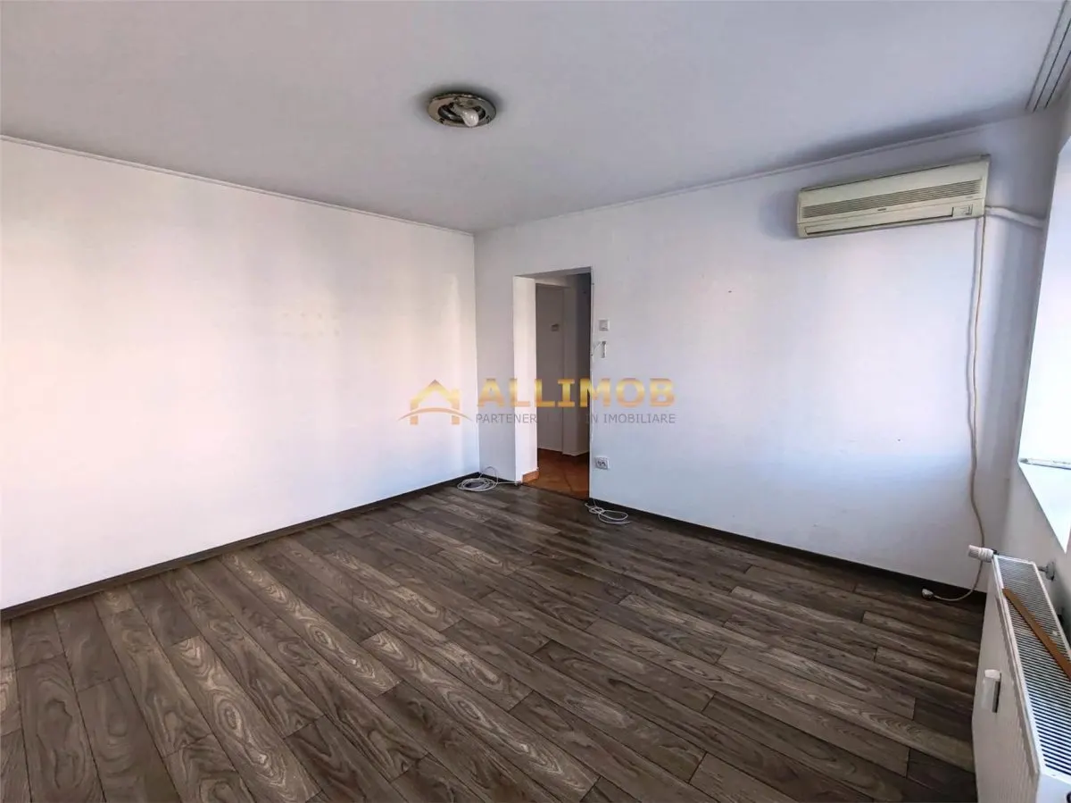 Apartament 2 camere in Ploiesti, zona ultracentrala - foto 6