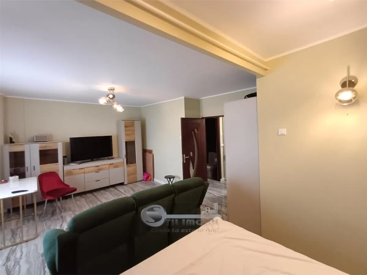 Apartament 1 cameră decomandat, 50 mp, vedere bulevard â€“ Gara, ideal investiție - foto 5