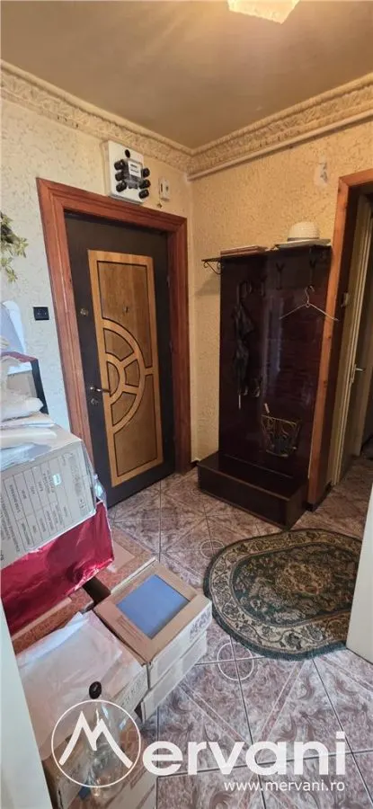 Apartament cu 3 camere de inchiriat in Campina, zona centrala - foto 7