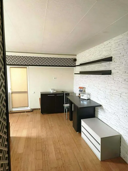 Apartament  de inchiriat cu o camera Pacurari - foto 1