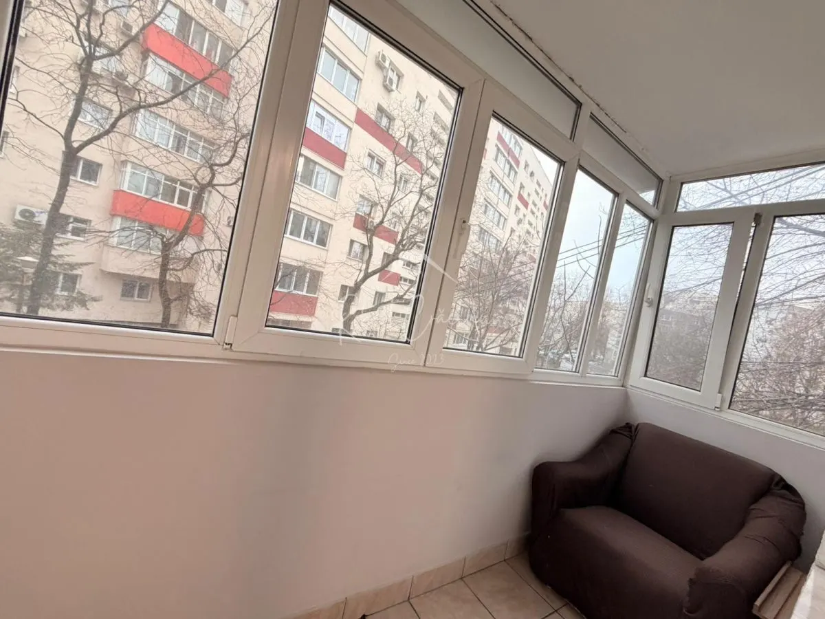Apartament 4 camere de vânzare â€“ Apărătorii Patriei-5 minute metrou - foto 9
