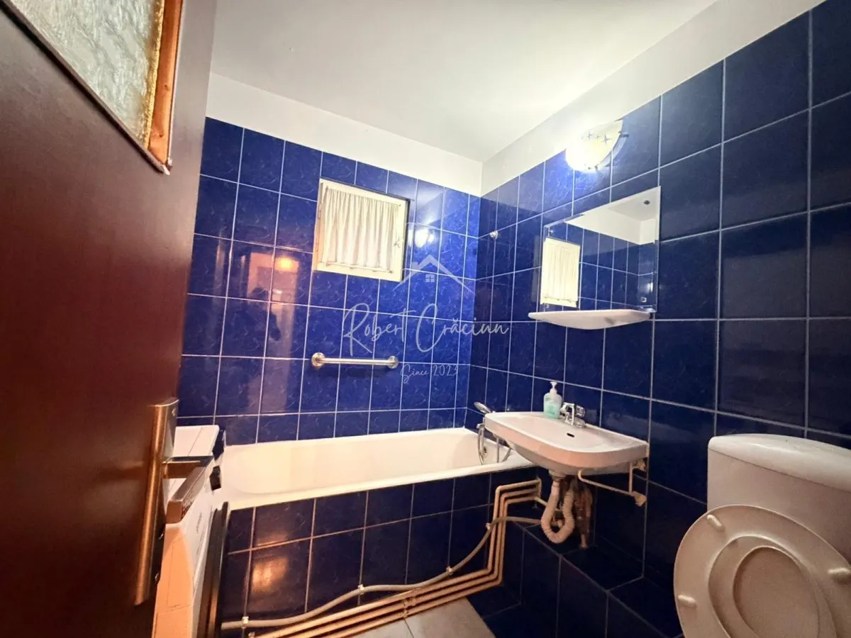 Apartament 4 camere de vânzare â€“ Apărătorii Patriei-5 minute metrou - foto 10