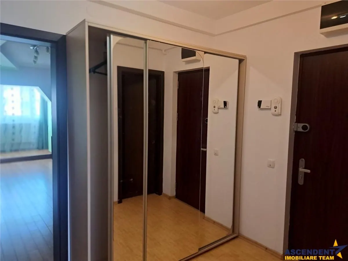 Apartament generos 3 camere de inchiriat, in zona apreciabila, Nicolae Iorga, Sf. Gheorghe - foto 4
