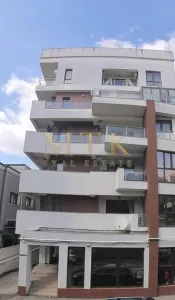 SPATIU COMERCIAL - Demisol +Parter | 210 mp utili | DOROBANTI - Bucuresti