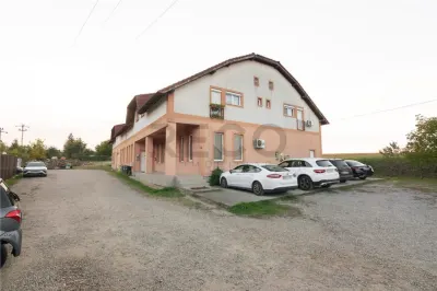 RECO Apartament cu 3 Camere  , Paleu - Paleu