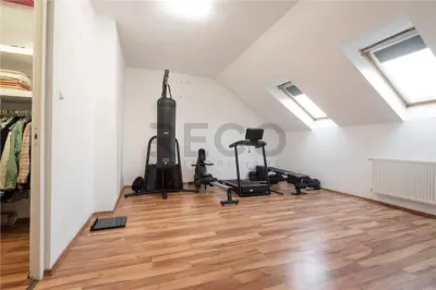 RECO Apartament cu 3 Camere  , Paleu - foto 7