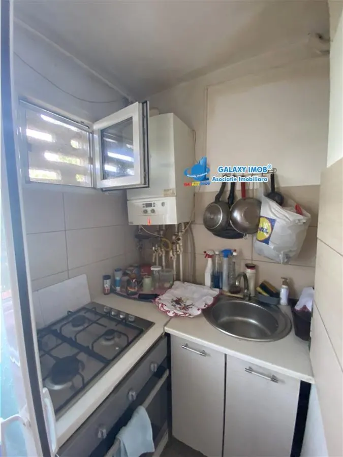 GARSONIERA  DE VANZARE IACOB ANDREI FERENTARI - foto 10