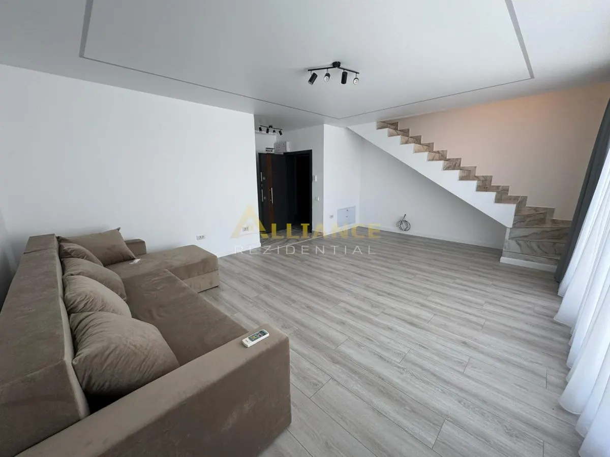 Penthouse de vanzare  Str. Crestesti - foto 1