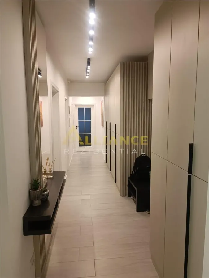 Grand Kristal Apartament 3 camere Mobilat si Utilat + Parcare Inclusa - foto 24